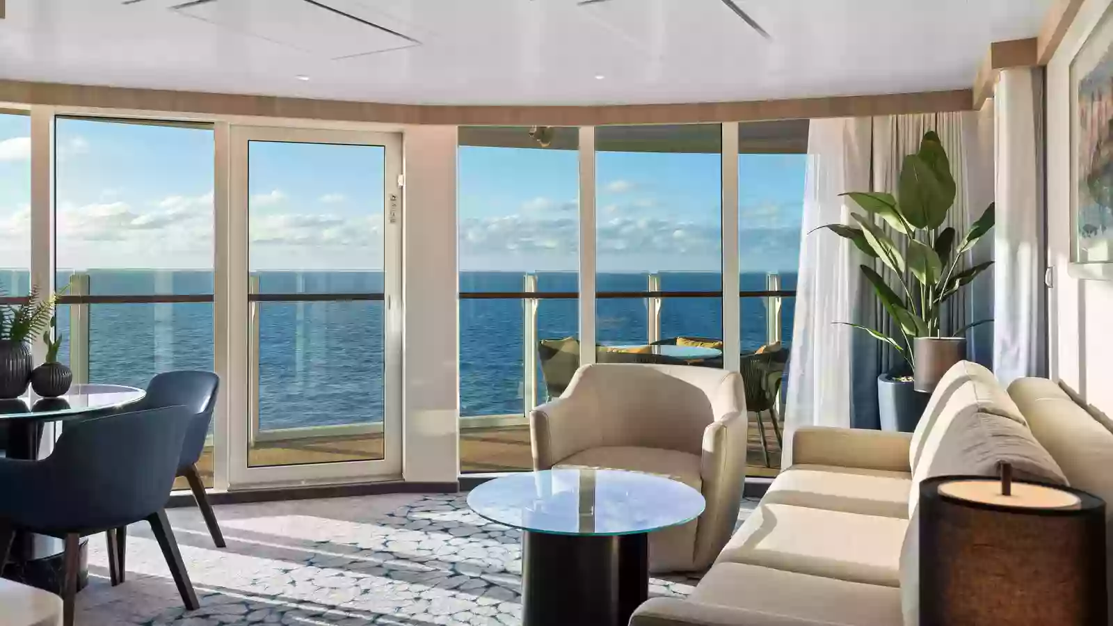 AquaTheater Suite with Large Balcony – 2 Bedrooms