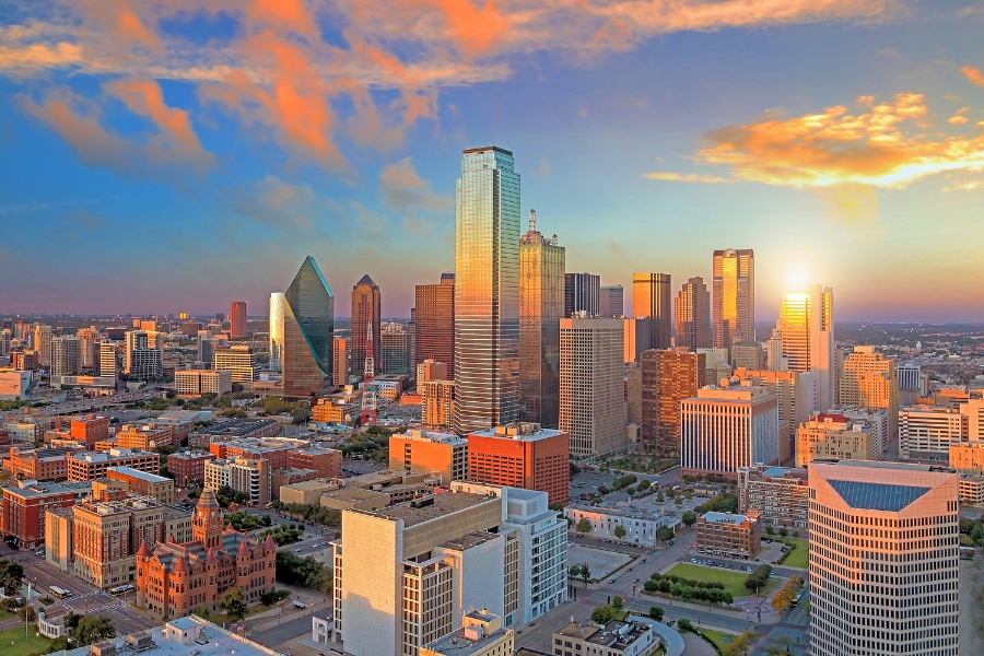 Texas Ranches & Western Caribbean Beaches Adventure – 13 Night Escape